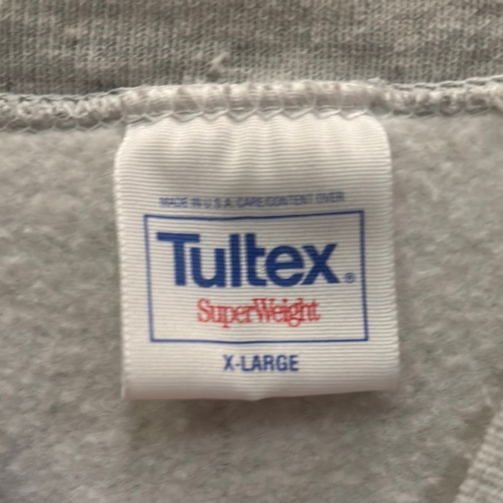 Universal Gray Vintage 90s Crewneck - Picture 4 of 8